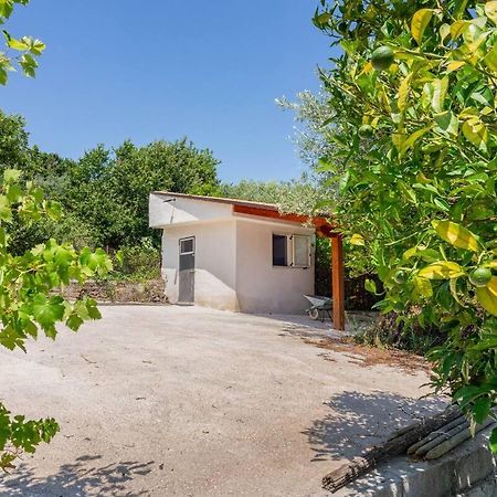Lucia Sparagna, vacanzeminturno Esterno foto