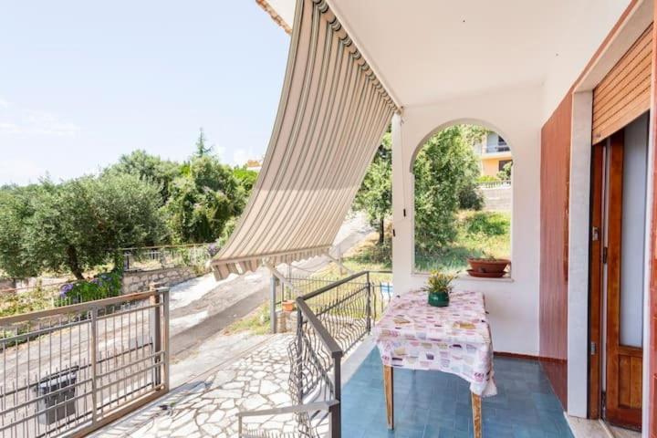 Lucia Sparagna, vacanzeminturno Esterno foto